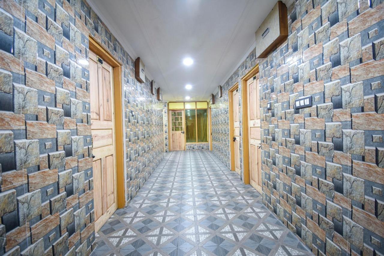 Oyo Hotel New Divine Kashmir Durgjan Экстерьер фото